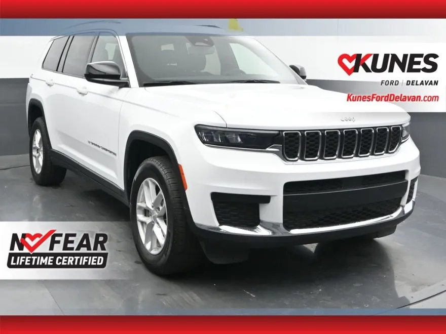 2024 Jeep Grand Cherokee Laredo photo 1