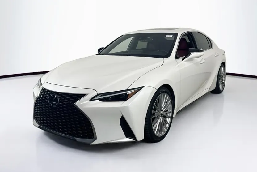 2023 Lexus IS 300 photo 1