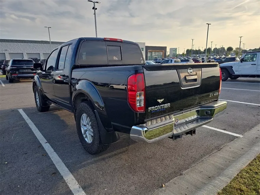 2019 Nissan Frontier SV photo 1