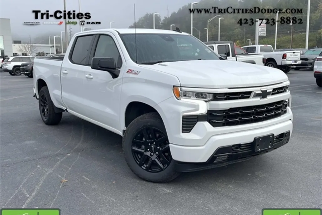 2024 Chevrolet Silverado 1500 RST photo 1