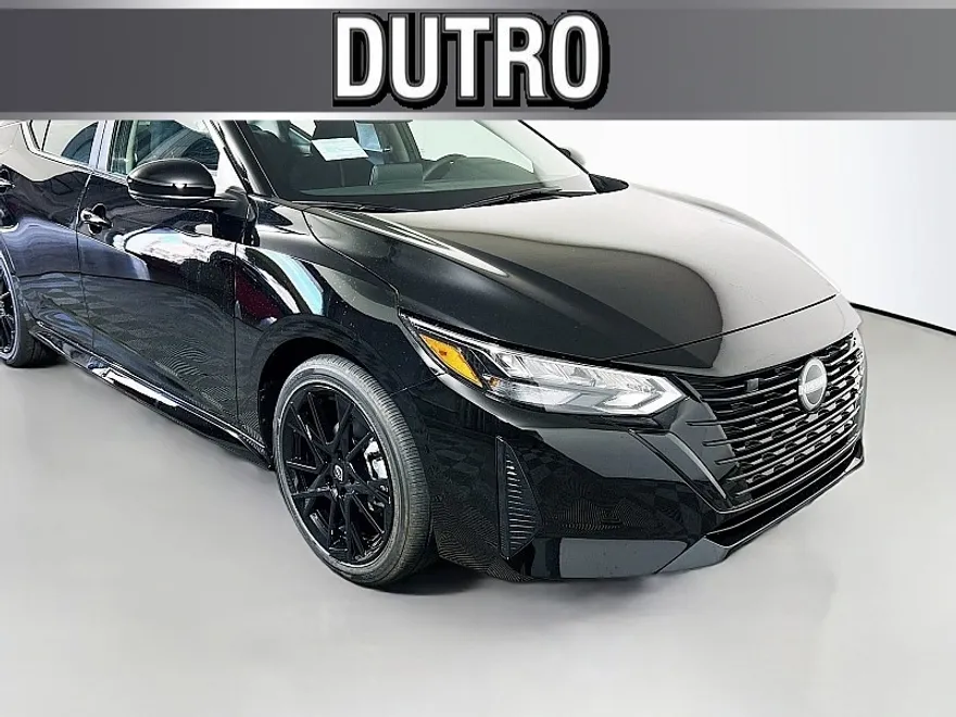 2025 Nissan Sentra SR photo 1