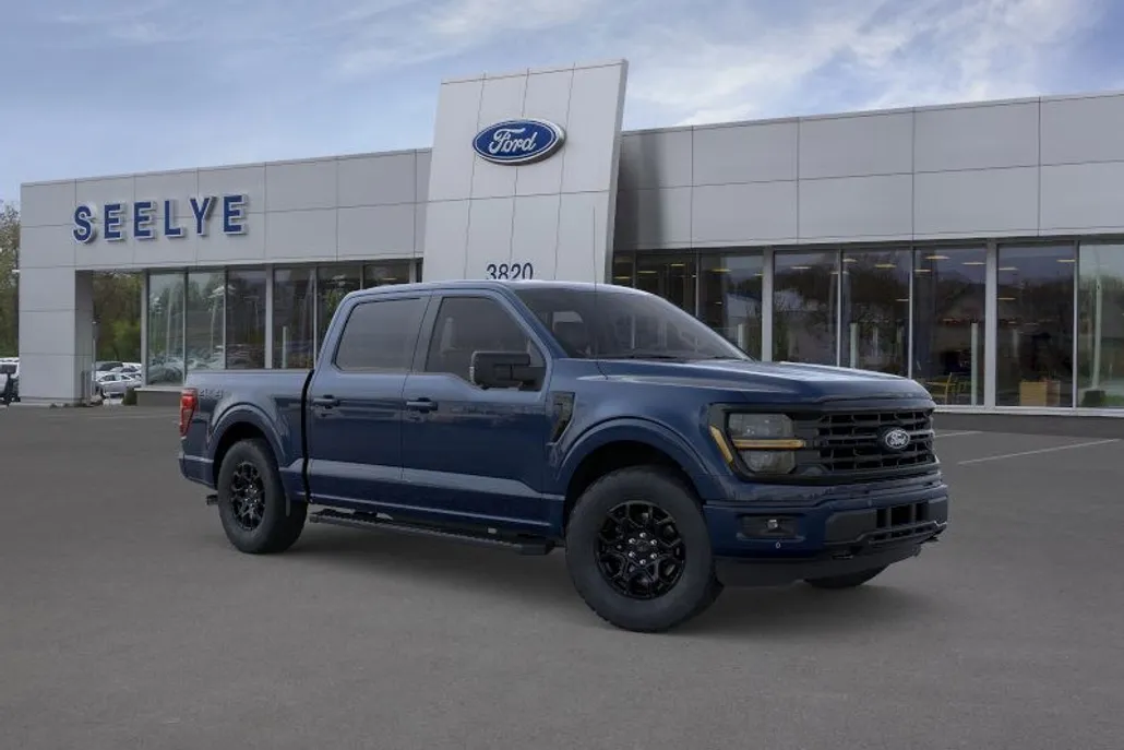 2025 Ford F-150 XLT photo 1