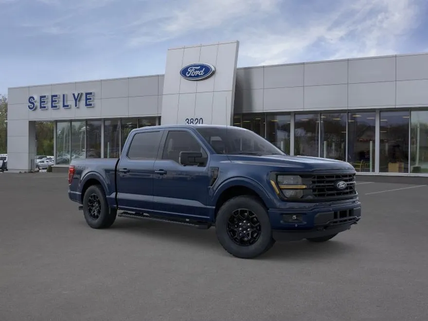 2025 Ford F-150 XLT photo 1