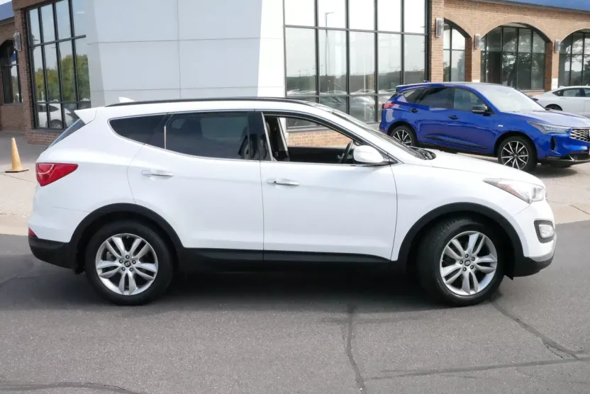 2014 Hyundai Santa Fe Sport photo 1