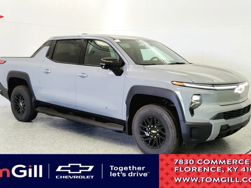 2026 Chevrolet Silverado EV LT photo 1