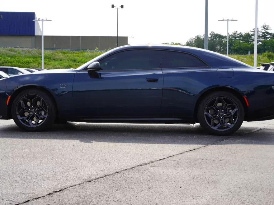2025 Dodge Charger Daytona R/T AWD photo 1