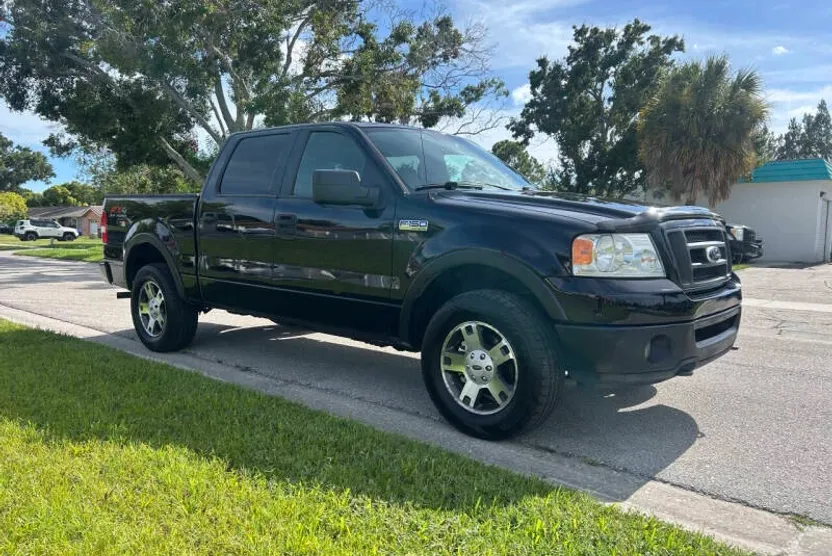 2006 Ford F-150 XLT photo 1