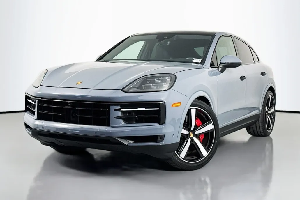 2024 Porsche Cayenne S Coupe photo 1