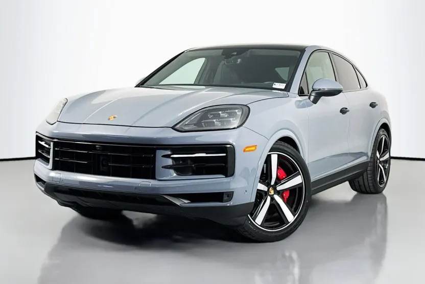 2024 Porsche Cayenne S Coupe photo 1