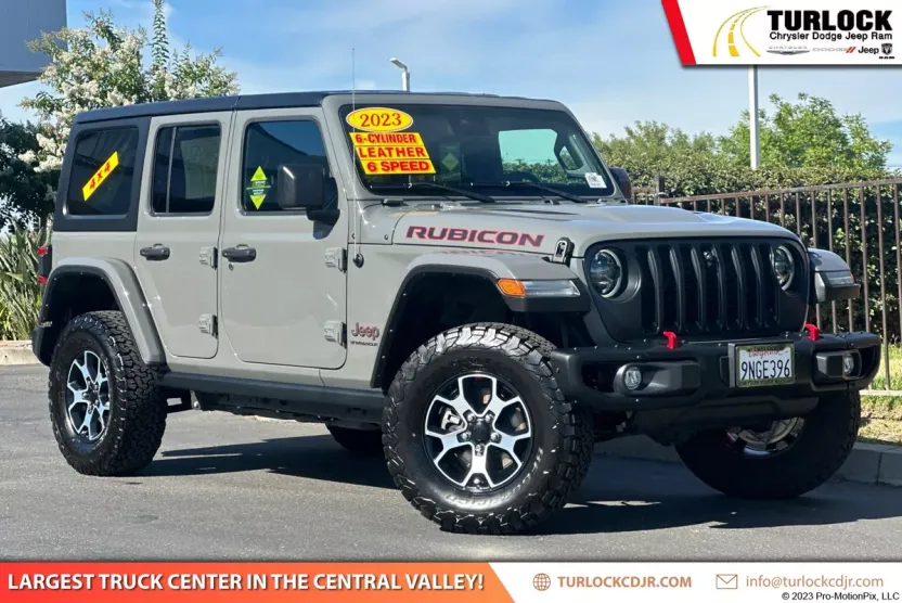 2023 Jeep Wrangler Rubicon photo 1
