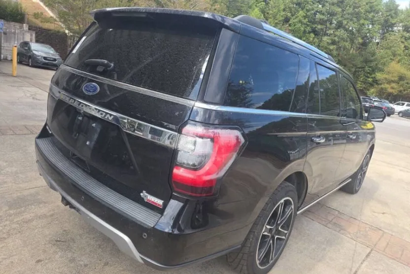 2019 Ford Expedition Limited photo 1