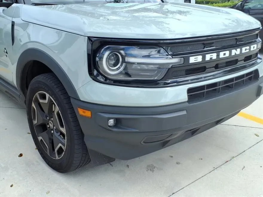 2022 Ford Bronco Sport Outer Banks photo 1