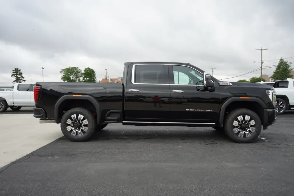 2025 Gmc Sierra 2500 HD Denali photo 1