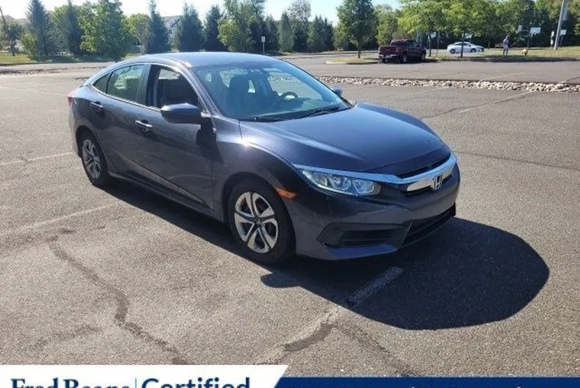 2018 Honda Civic LX photo 1