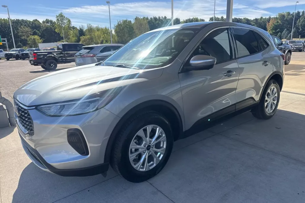 2023 Ford Escape Active photo 1