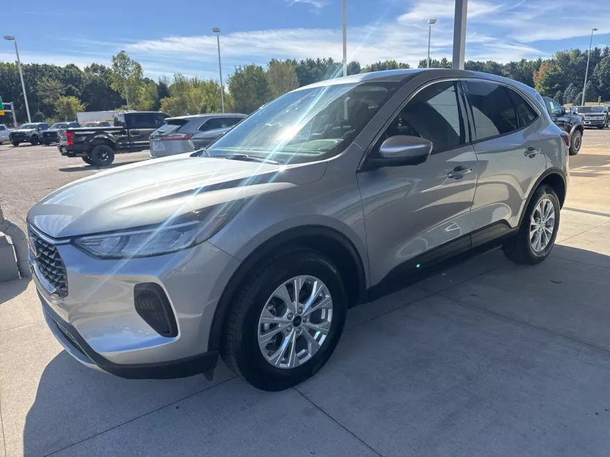 2023 Ford Escape Active photo 1