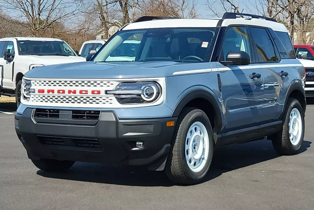 2025 Ford Bronco Sport Heritage photo 1