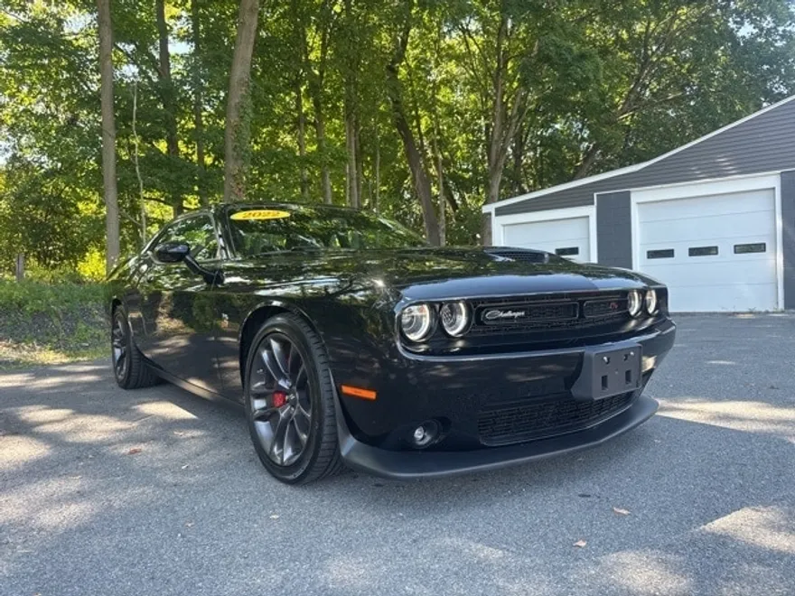 2022 Dodge Challenger R/T Scat Pack photo 1