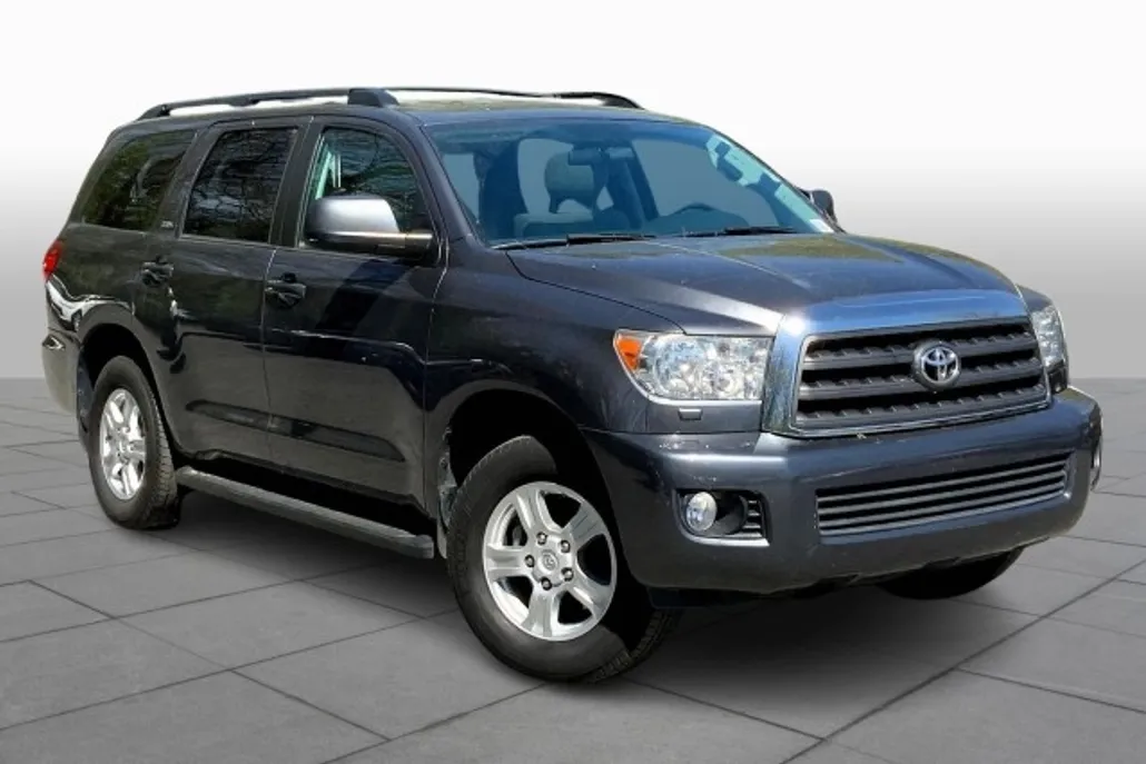 2014 Toyota Sequoia SR5 photo 1