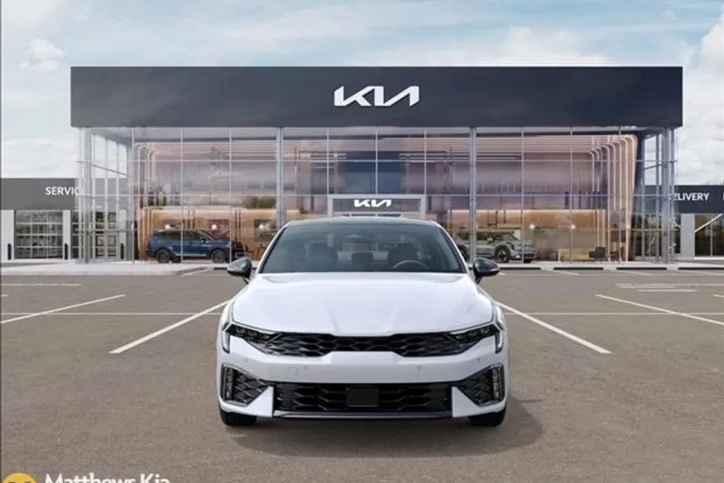 2026 Kia K5 GT-Line photo 1
