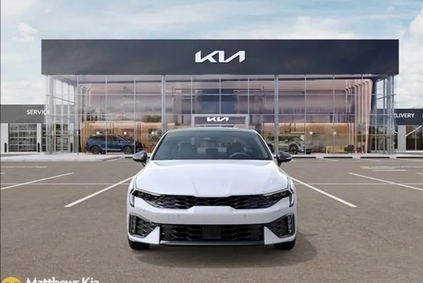 2026 Kia K5 GT-Line photo 1