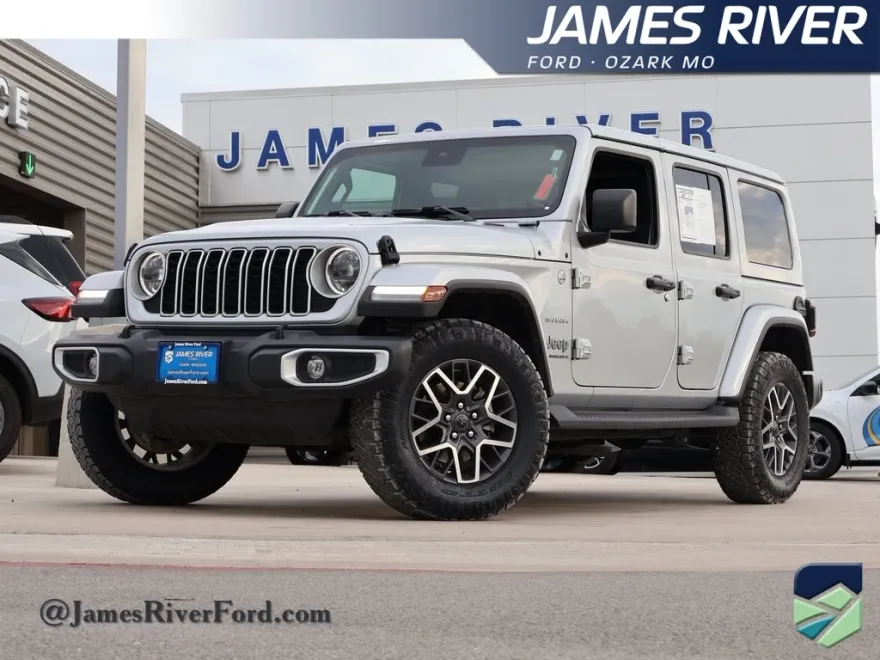 2024 Jeep Wrangler Sahara photo 1