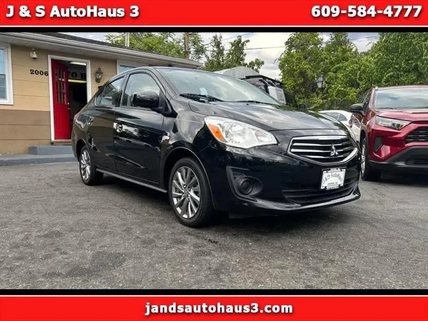 2019 Mitsubishi Mirage G4 ES photo 1