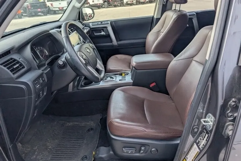 2021 Toyota 4Runner Limited photo 1