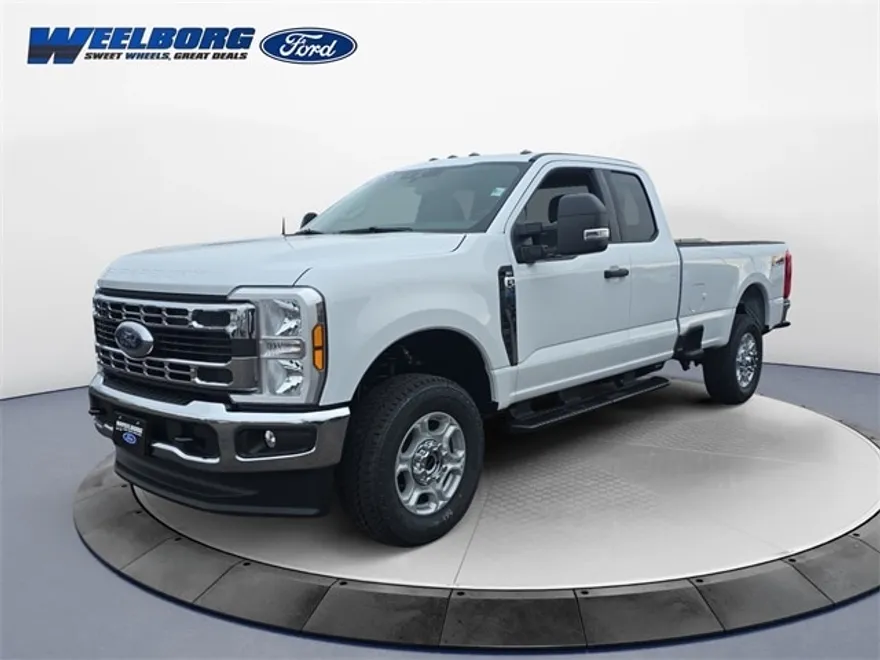 2025 Ford F-350 photo 1