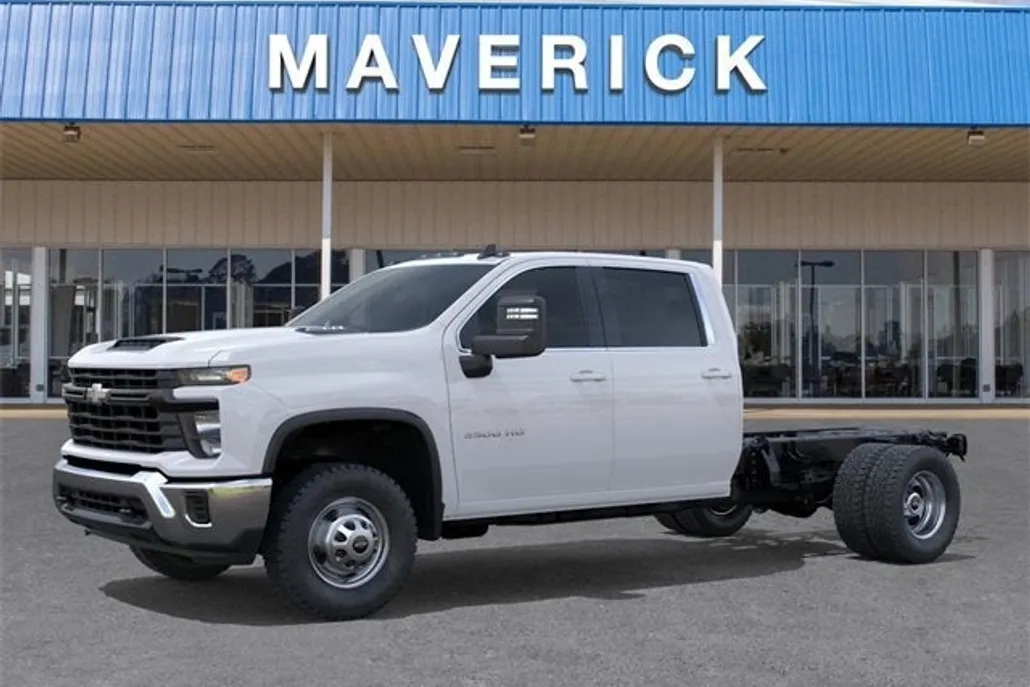 2025 Chevrolet Silverado 3500HD Work Truck photo 1