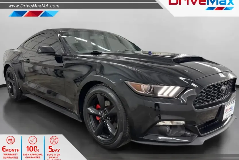 2015 Ford Mustang V6 photo 1