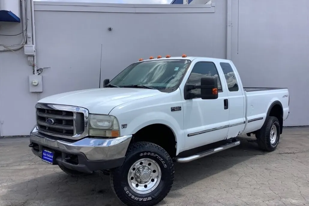 1999 Ford F-250 XLT photo 1
