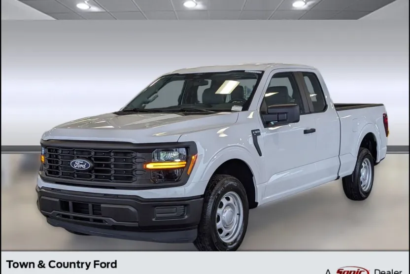 2025 Ford F-150 XL photo 1