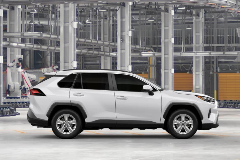2025 Toyota RAV4 XLE photo 1