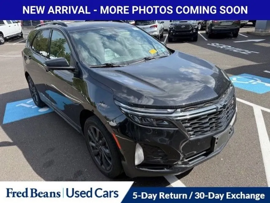 2022 Chevrolet Equinox RS photo 1
