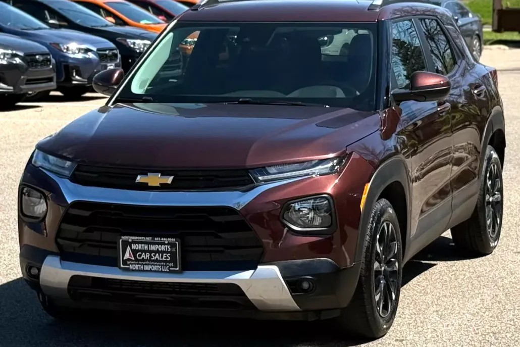 2022 Chevrolet Trailblazer LT photo 1