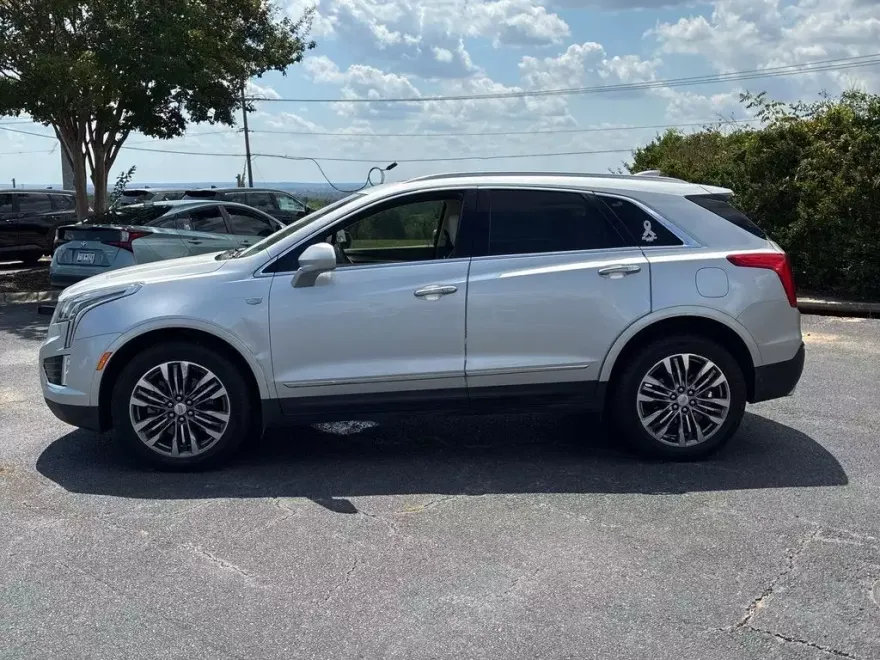 2018 Cadillac XT5 Premium Luxury photo 1