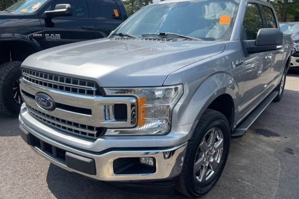 2020 Ford F-150 XLT photo 1