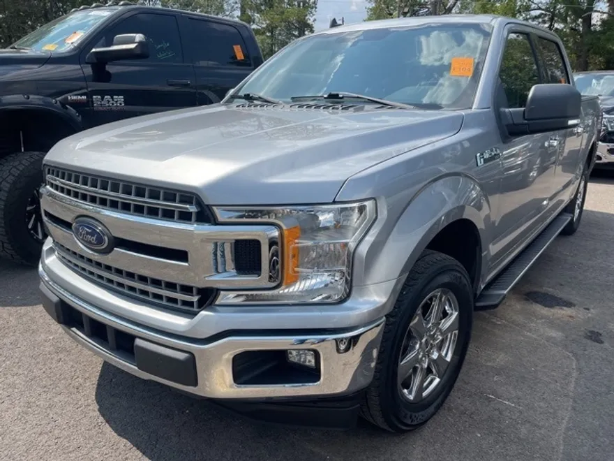 2020 Ford F-150 XLT photo 1