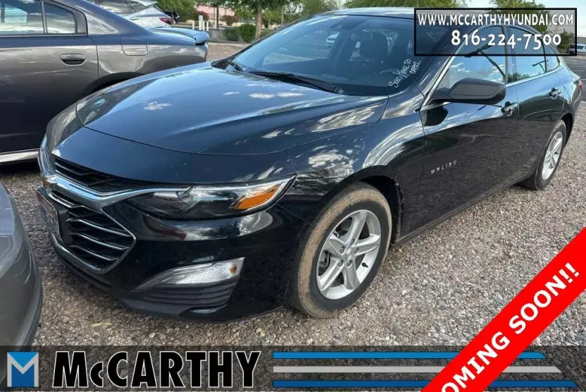 2023 Chevrolet Malibu LS photo 1
