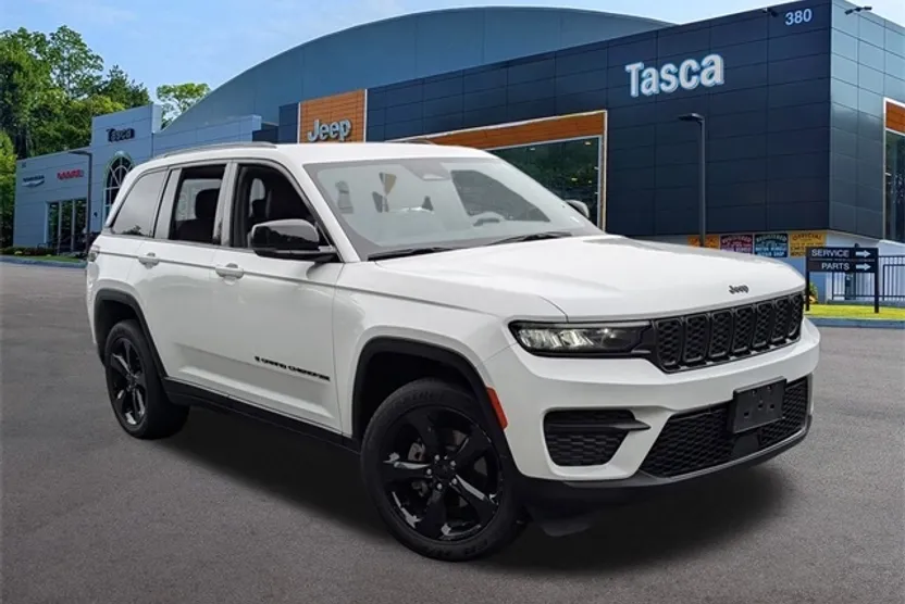 2023 Jeep Grand Cherokee Altitude photo 1