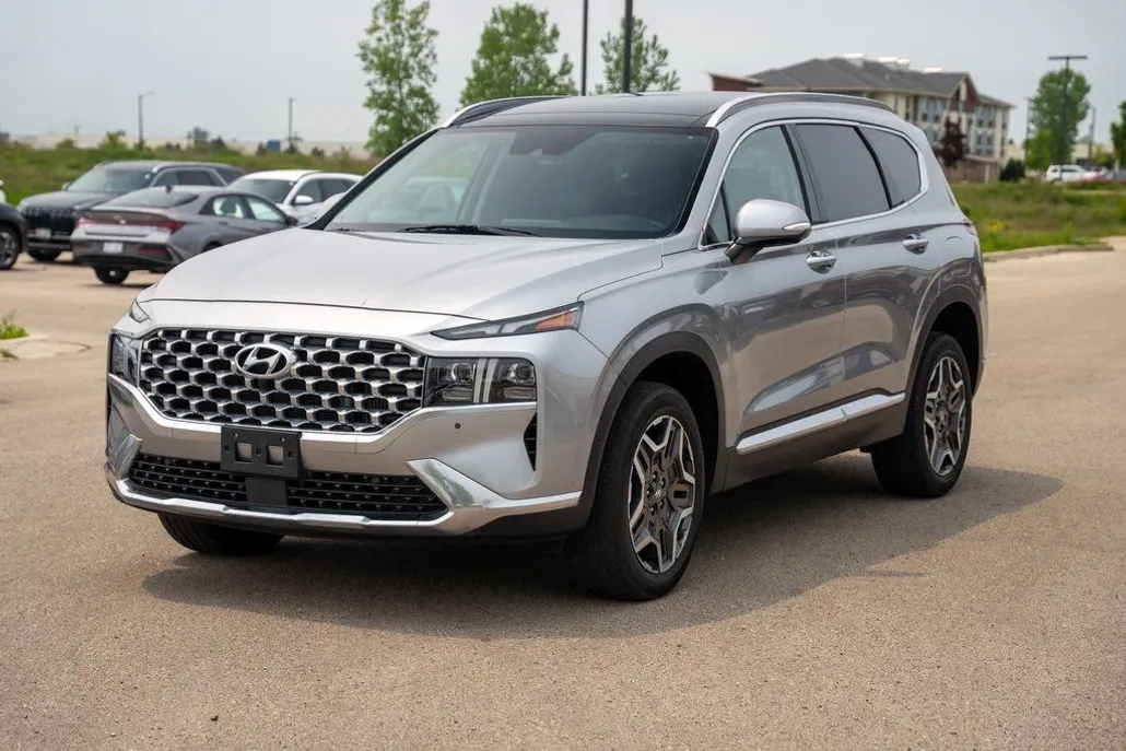 2023 Hyundai Santa Fe Limited photo 1