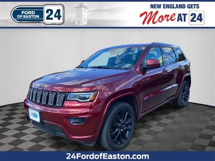 2022 Jeep Grand Cherokee Laredo X photo 1