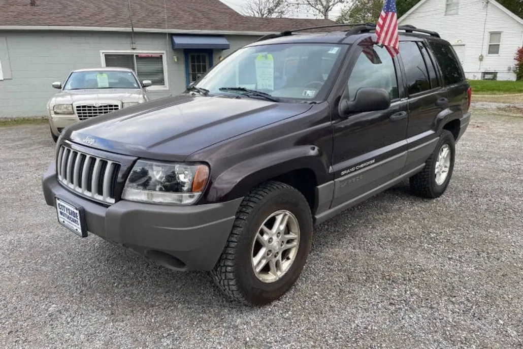 2004 Jeep Grand Cherokee Laredo photo 1