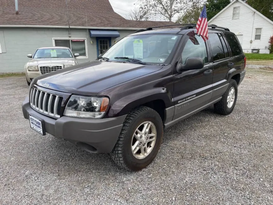 2004 Jeep Grand Cherokee Laredo photo 1