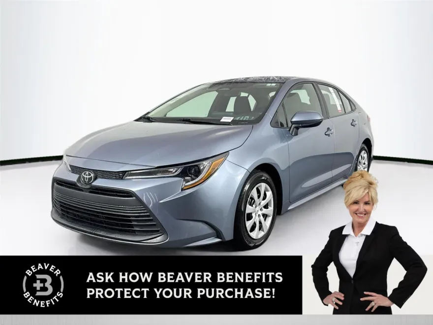 2024 Toyota Corolla LE photo 1