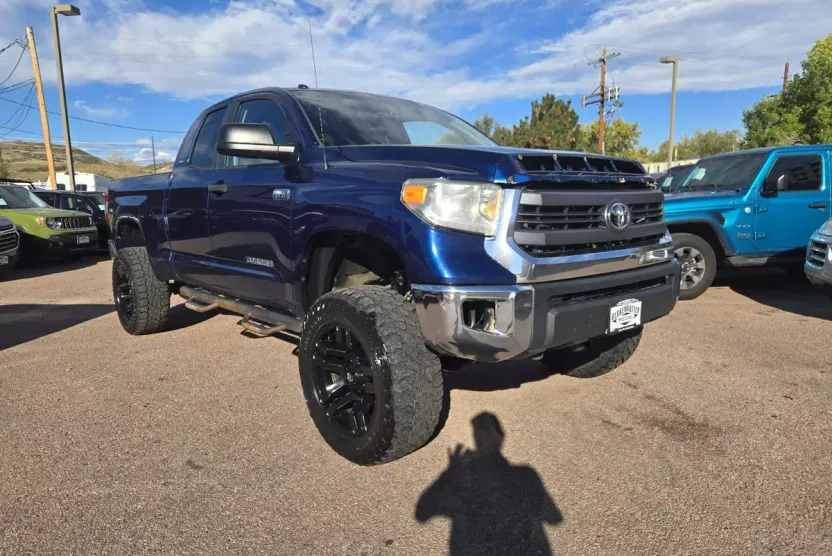 2014 Toyota Tundra SR photo 1