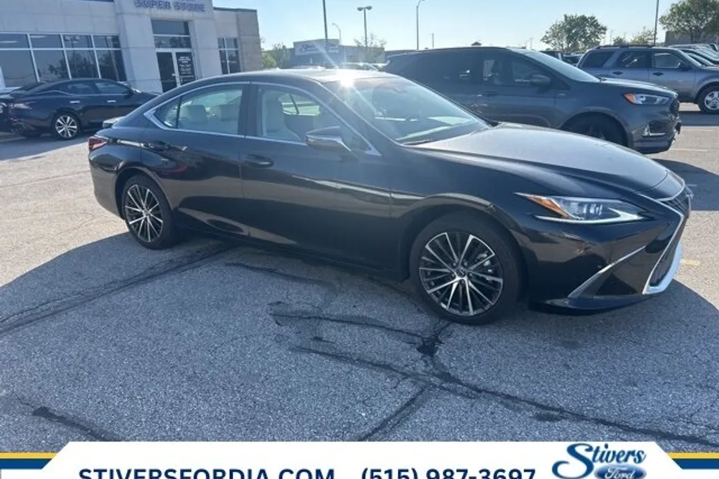 2024 Lexus ES 300h Premium photo 1