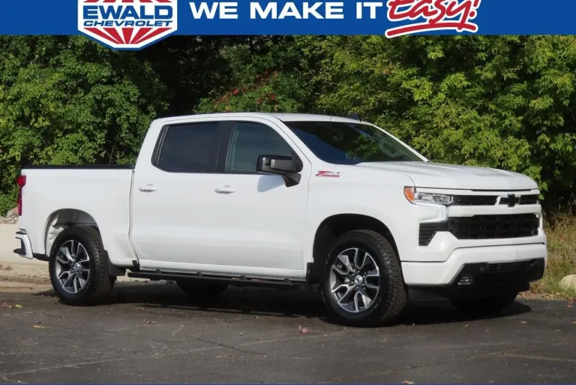 2024 Chevrolet Silverado 1500 RST photo 1