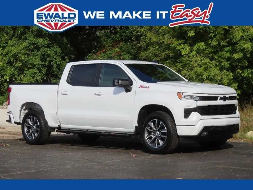 2024 Chevrolet Silverado 1500 RST photo 1